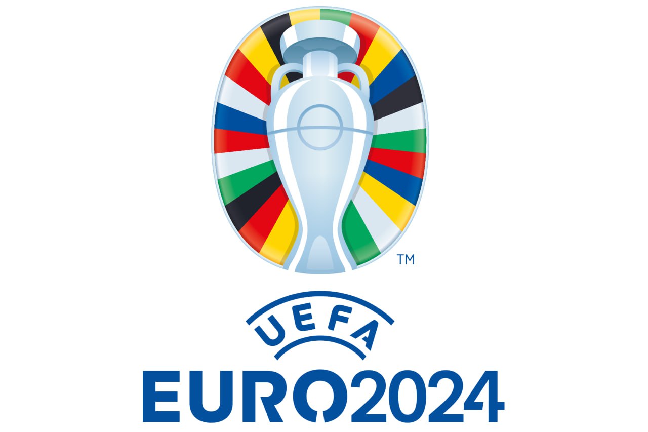 自2020/21赛季以来，巴黎首次在国际赛事获得小组第一
